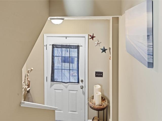Townhouse for sale in Carnegie, Pennsylvania