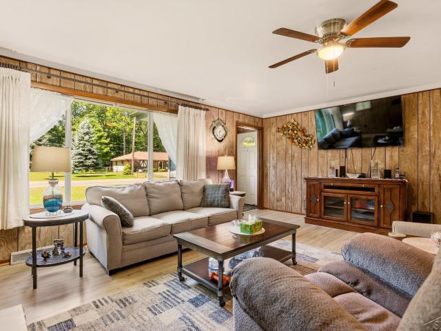House for sale in Houghton Lake, Roscommon County
