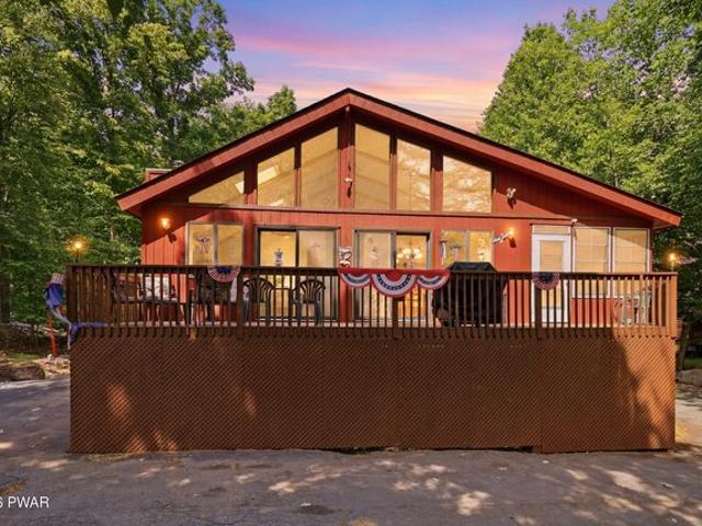 House for sale in Beach Lake, Pennsylvania