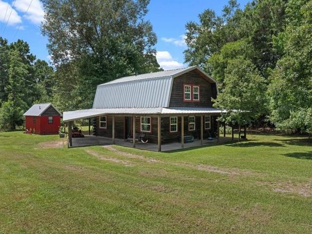House for sale in Shelby, Texas