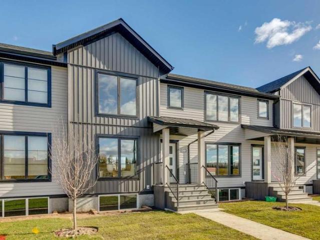 Condo for sale in Sylvan Lake