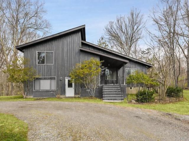House for sale in Pound Ridge, New York