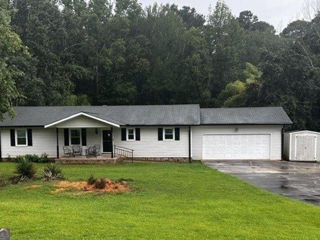 House for sale in Fayetteville, Georgia
