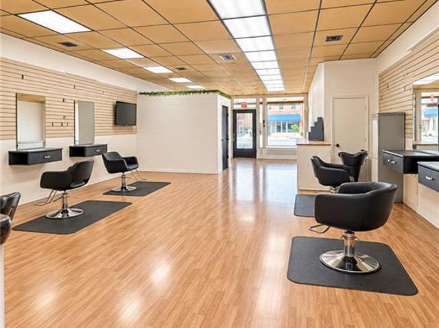 Commercial for sale in Independence, Montgomery County