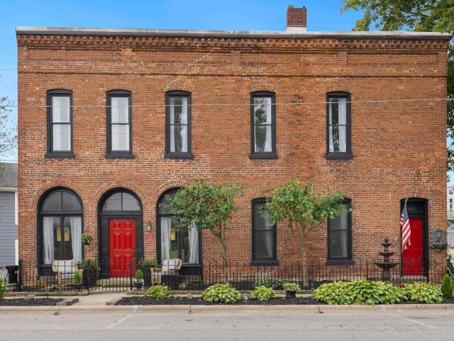 House for sale in Pierceton, Indiana