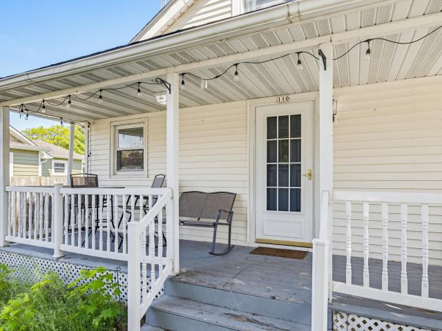 House for sale in Silver Lake, Salem