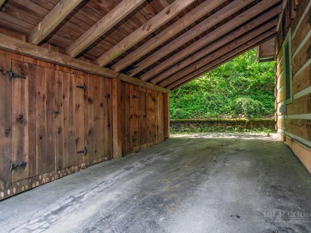 House for sale in Avery, North Carolina