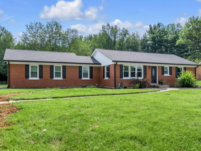House for sale in Versailles, Kentucky