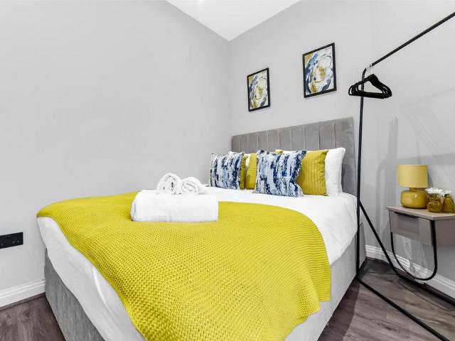 Apartment for rent in London Borough of Ealing, Greater London