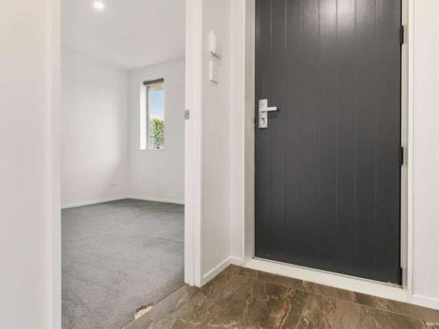 House for sale in Auckland, Oroua County