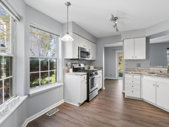 Townhouse for sale in North Chicago, Lake County