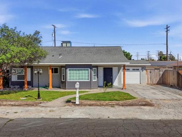House for sale in Hanford, California