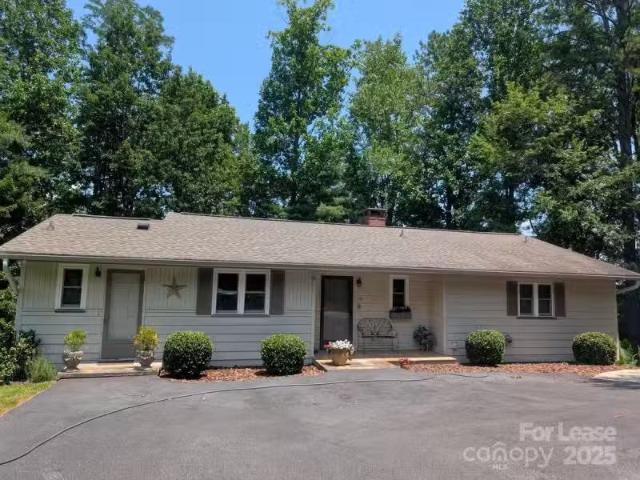 House for rent in Hendersonville