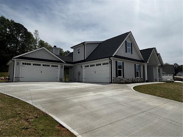 House for sale in Easley, South Carolina