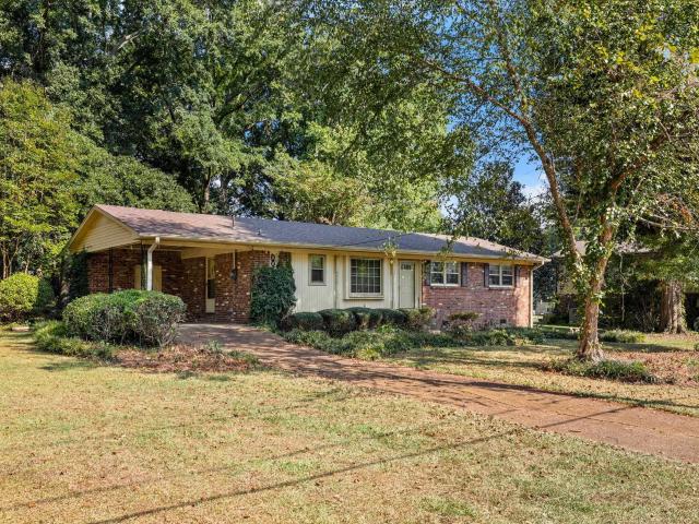House for sale in Tuscumbia, Alabama