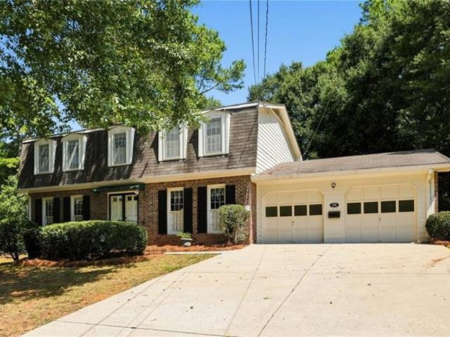 House for sale in Roswell, Georgia