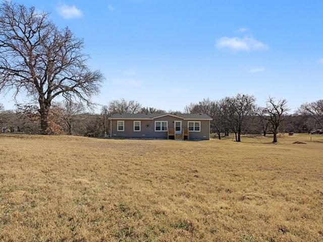 House for sale in Wise, Texas