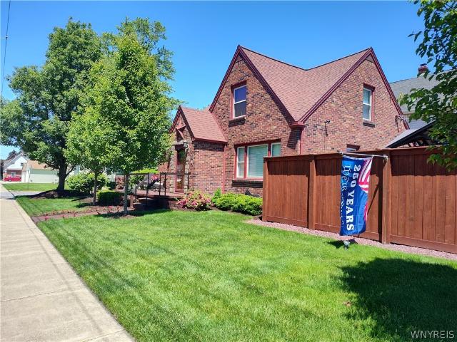House for sale in Hamburg, New York