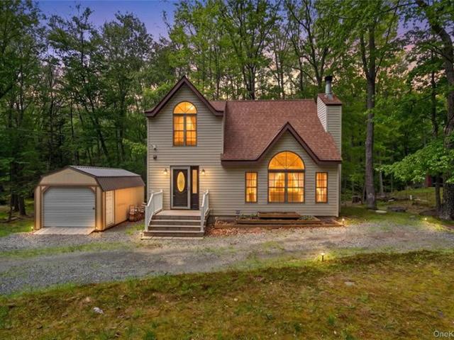 House for sale in Hawley, Pennsylvania