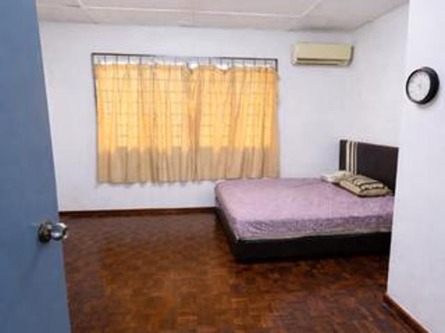 Terraced House for sale in Seri Kembangan, Majlis Bandaraya Subang Jaya