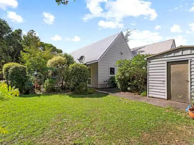 House for sale in Auckland, Oroua County
