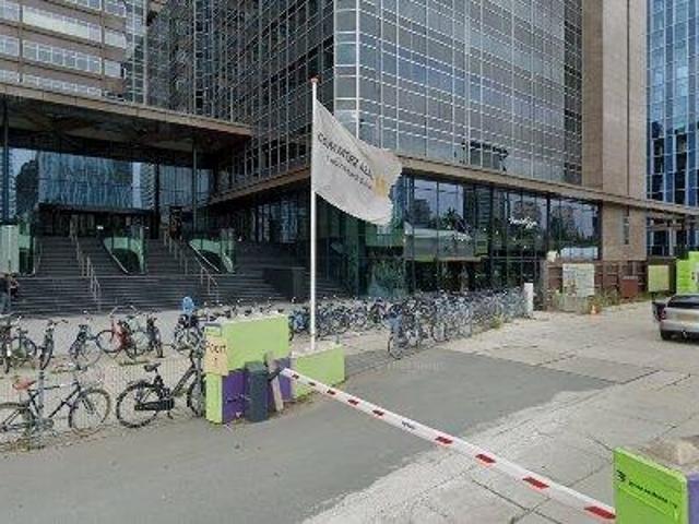 Bedrijfspand te huur in Zuid, Amsterdam