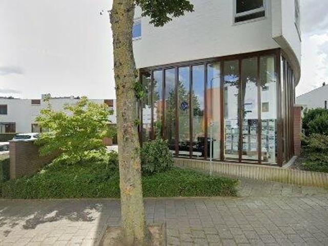 Bedrijfspand te huur in Maastricht-West, Maastricht