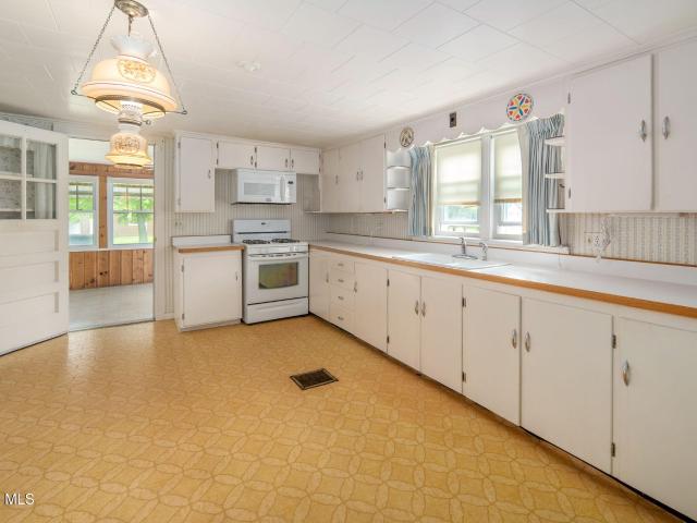 House for sale in Alcove, New York