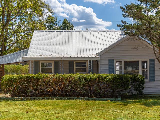 House for sale in Licking, Texas County