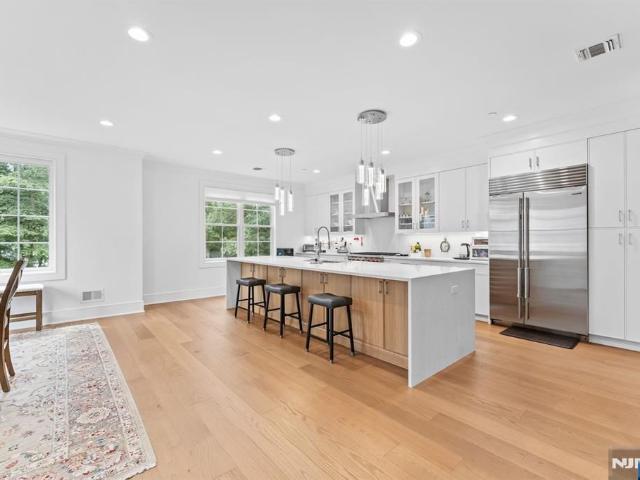 Townhouse for sale in Haworth, New Jersey
