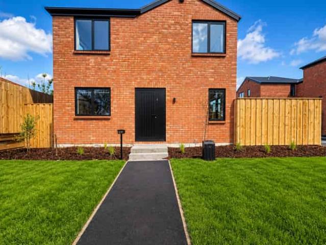 House for rent in Chaslands, Canterbury