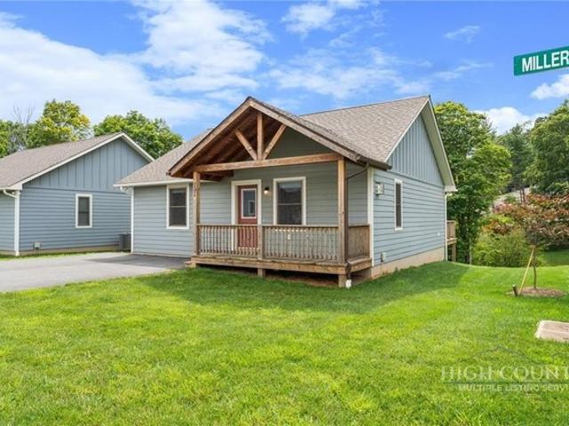 Townhouse for sale in Watauga, North Carolina