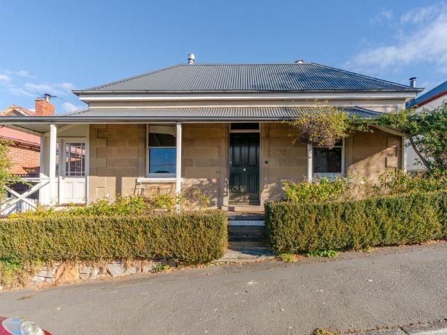 House for rent in Hobart