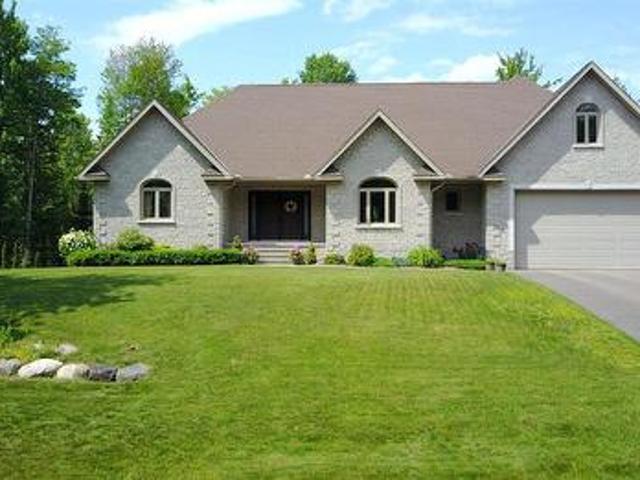 House for sale in Renfrew, Ontario