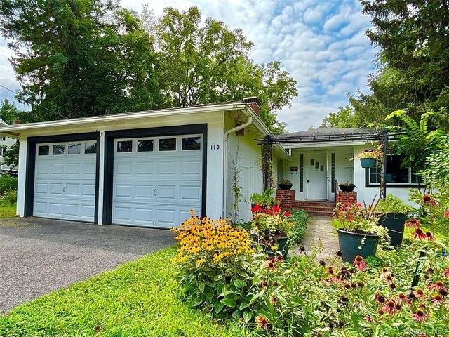 House for sale in Rhinebeck, New York