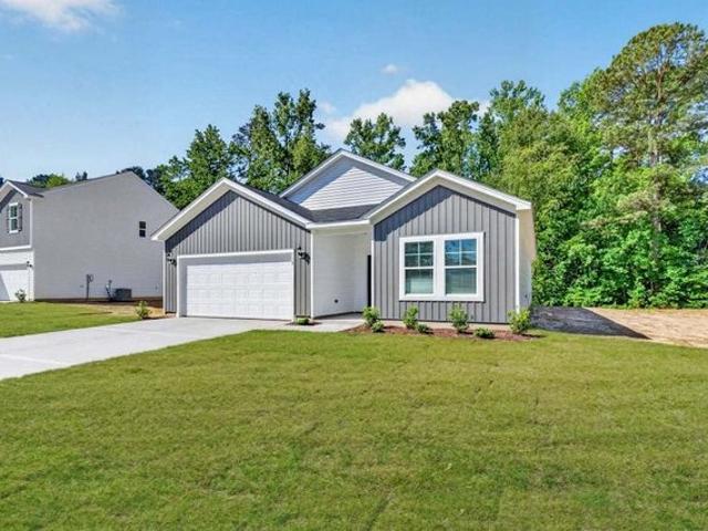 House for sale in Four Oaks, North Carolina