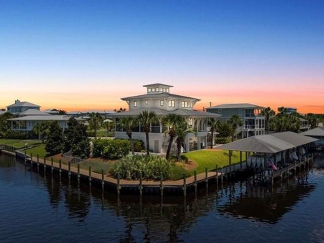 House for sale in Mexico Beach
