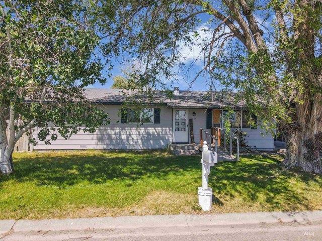 House for sale in Paul, Idaho