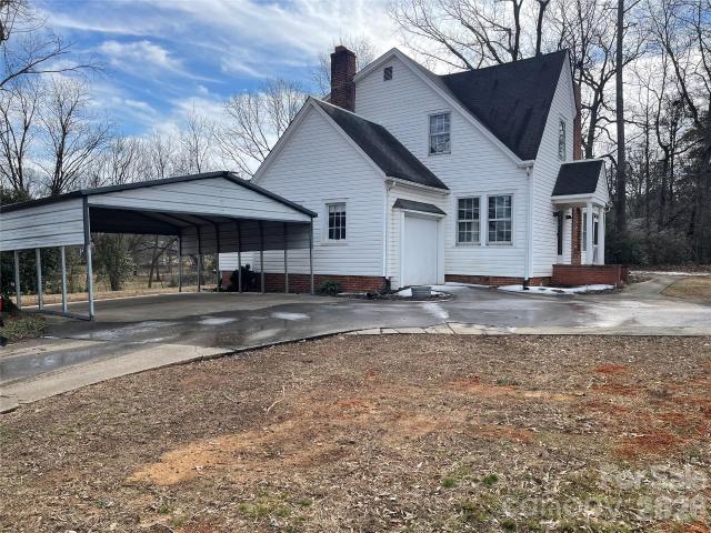 House for sale in Mooresboro, North Carolina
