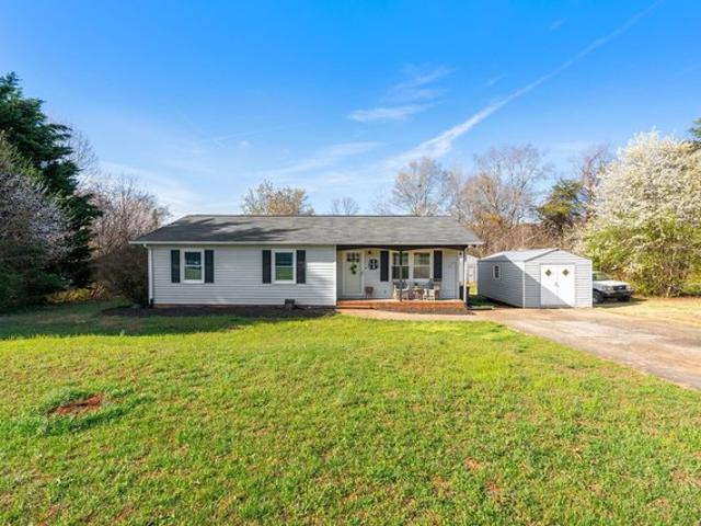 House for sale in Pickens, South Carolina