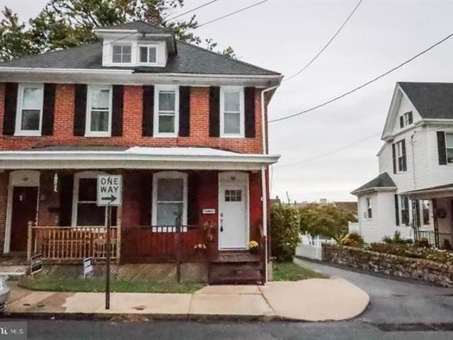Townhouse for sale in Waynesboro, Franklin County
