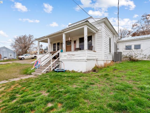 House for sale in Oregonia