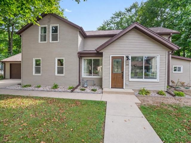 House for sale in North Prairie, Waukesha County