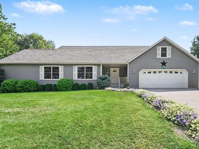 House for sale in Middlebury, Indiana