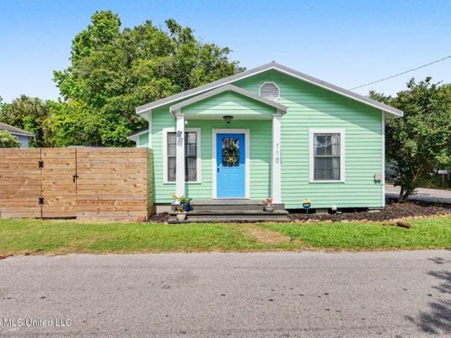 House for sale in Bay Saint Louis, Mississippi
