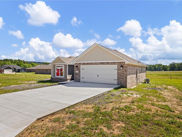 House for sale in Ark