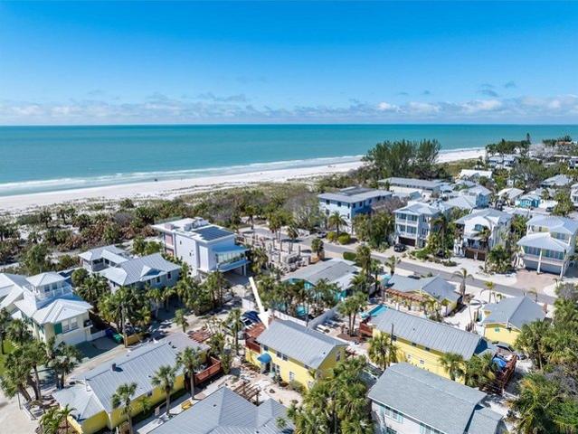 Condo for sale in Anna Maria, Florida