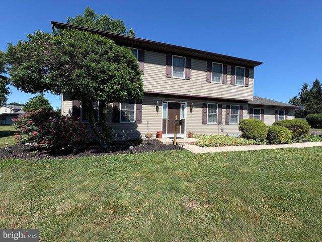 House for sale in Douglassville, Pennsylvania