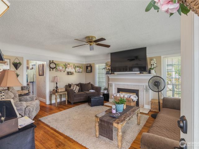 House for sale in Hoquiam, Washington