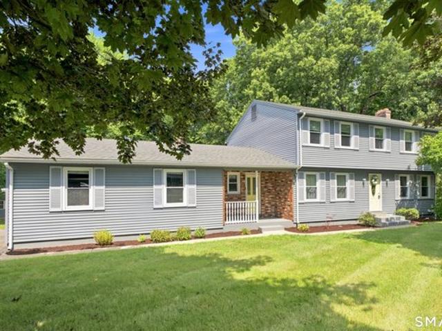 House for sale in Windsor Locks, Connecticut